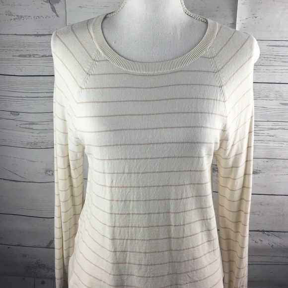 LOFT Sweaters - Loft Medium Sweater